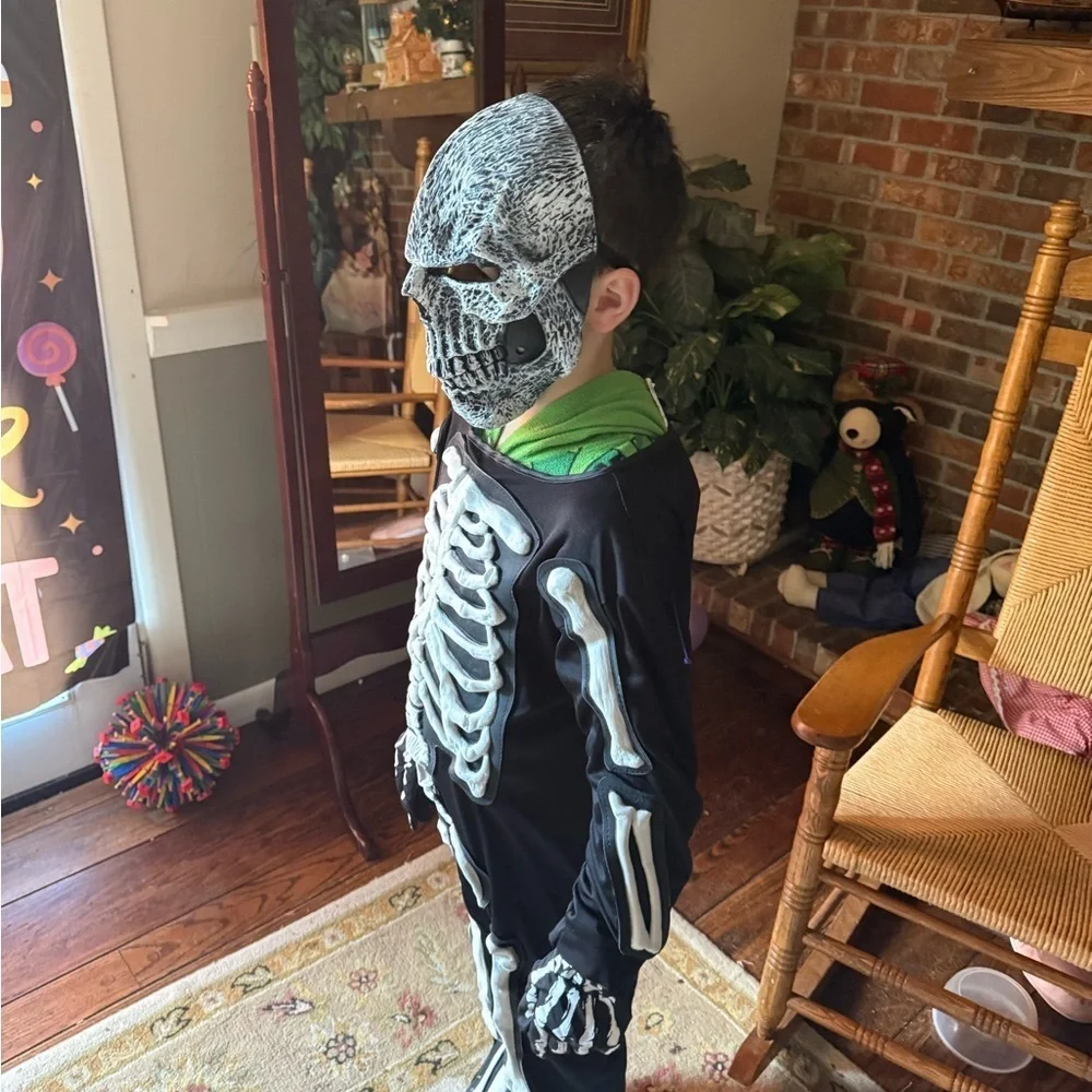 Kids Skeleton Costume with Skull Mask & Gloves